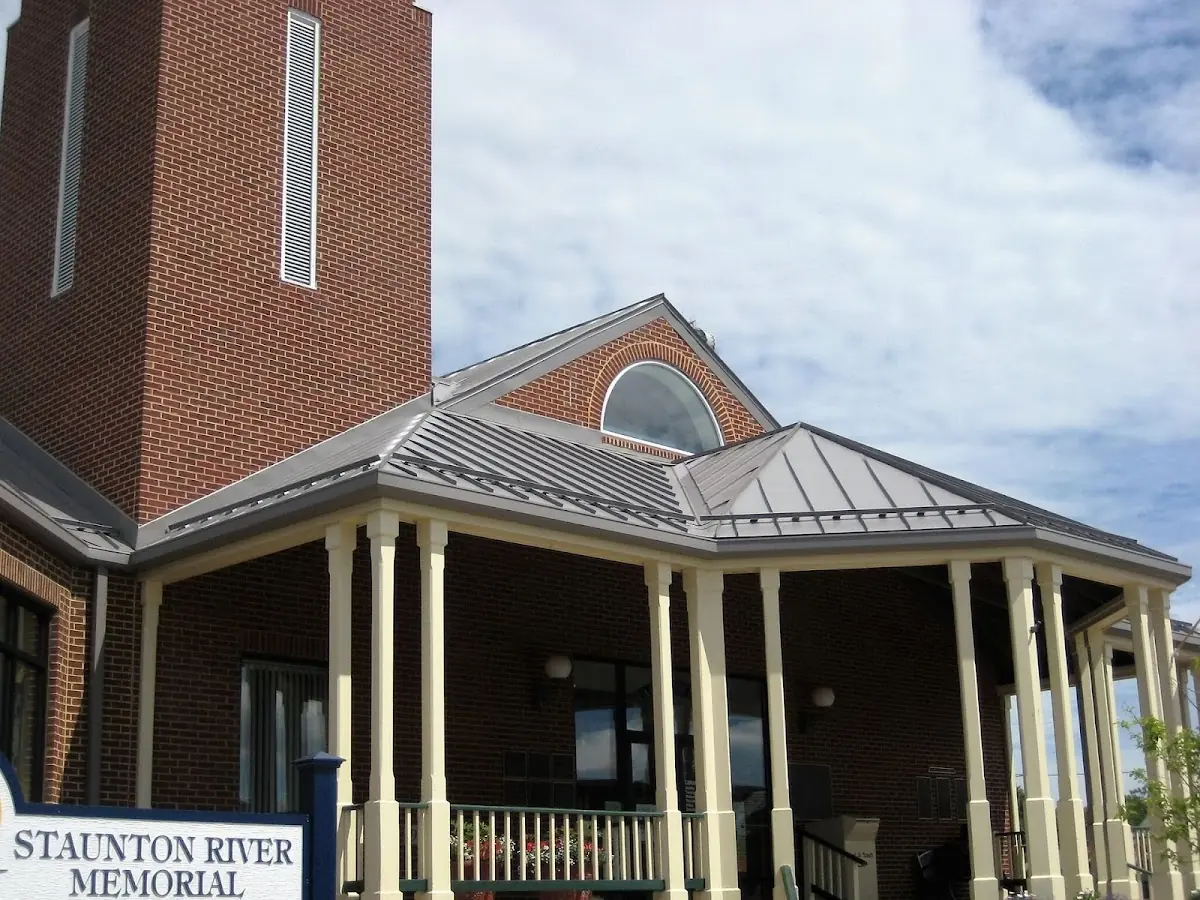 Skilled roofing craftsmen working on a residential roof in Turnersville